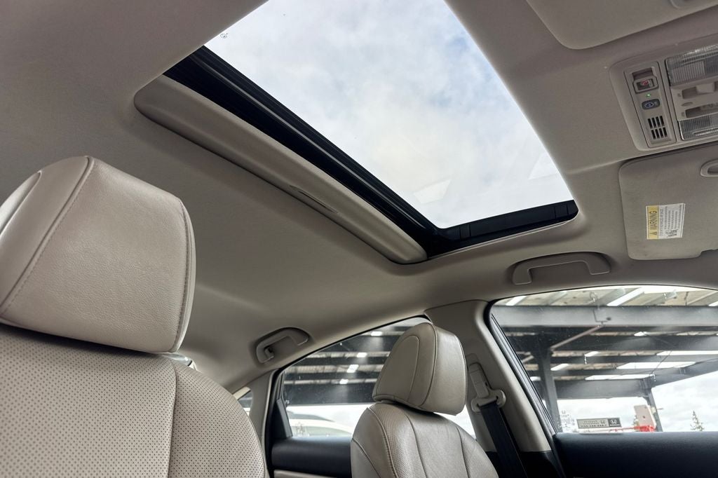 2022 Honda Insight Touring