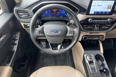 2020 Ford Escape Titanium Hybrid