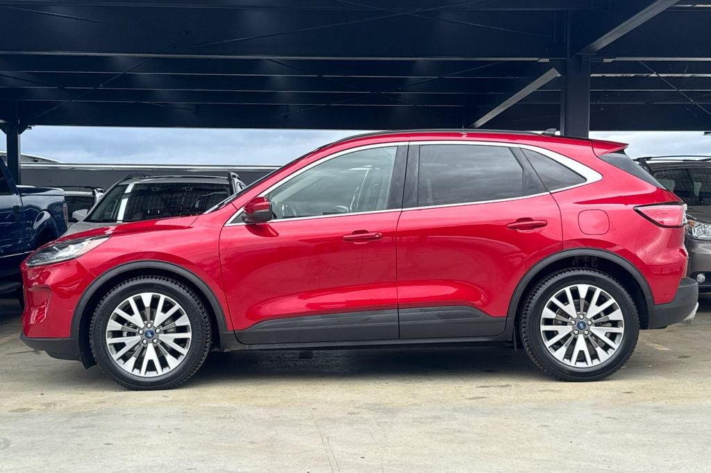 2020 Ford Escape Titanium Hybrid