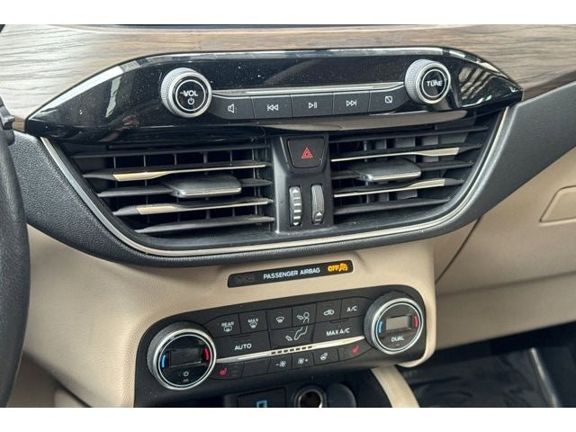 2020 Ford Escape Titanium Hybrid