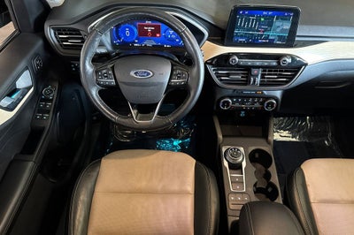 2022 Ford Escape Hybrid Titanium