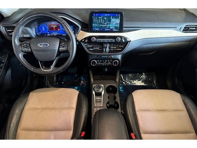 2022 Ford Escape Hybrid Titanium