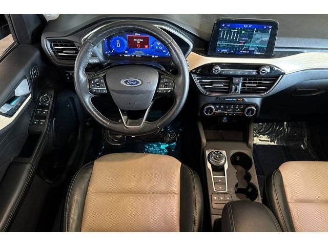 2022 Ford Escape Hybrid Titanium