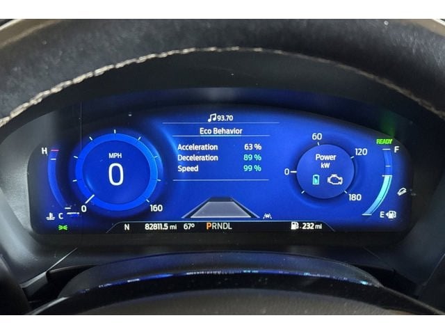 2022 Ford Escape Hybrid Titanium