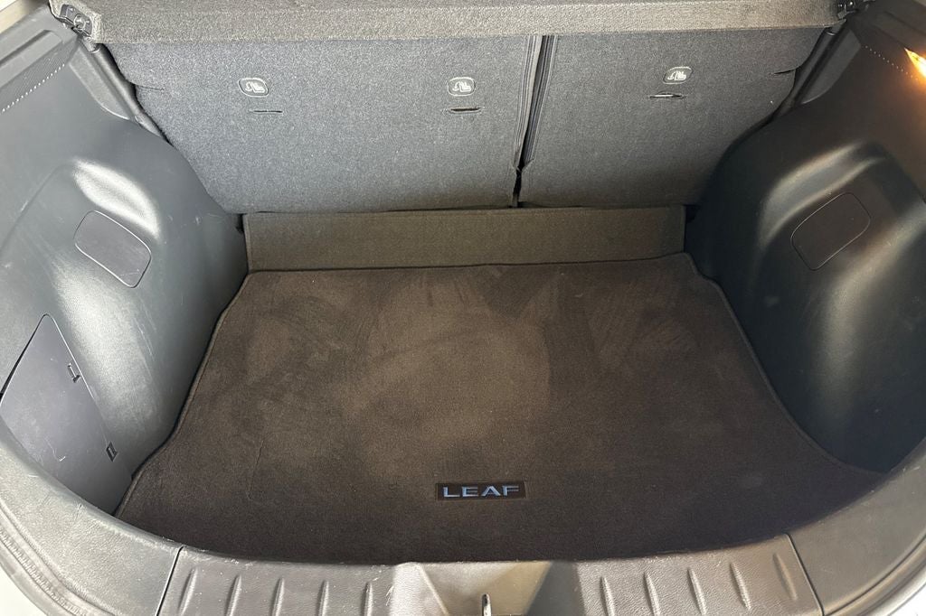 2023 Nissan Leaf S