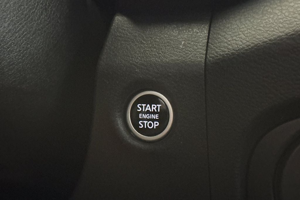 2024 Nissan Frontier PRO-X