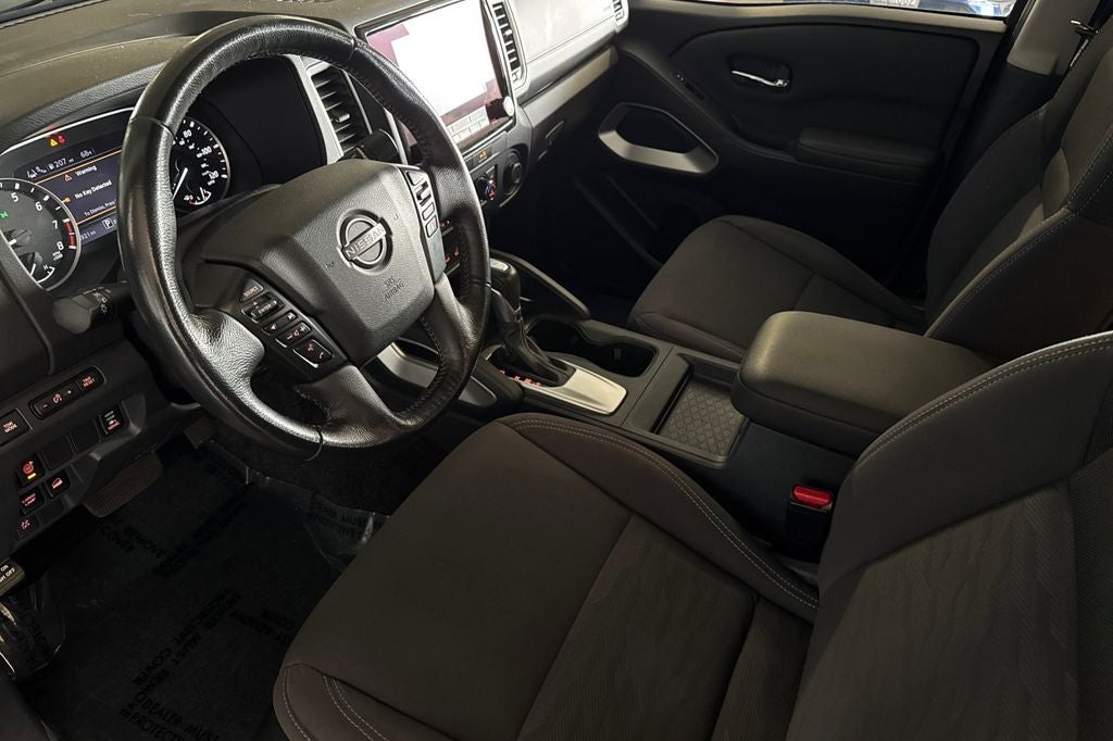 2022 Nissan Frontier SV