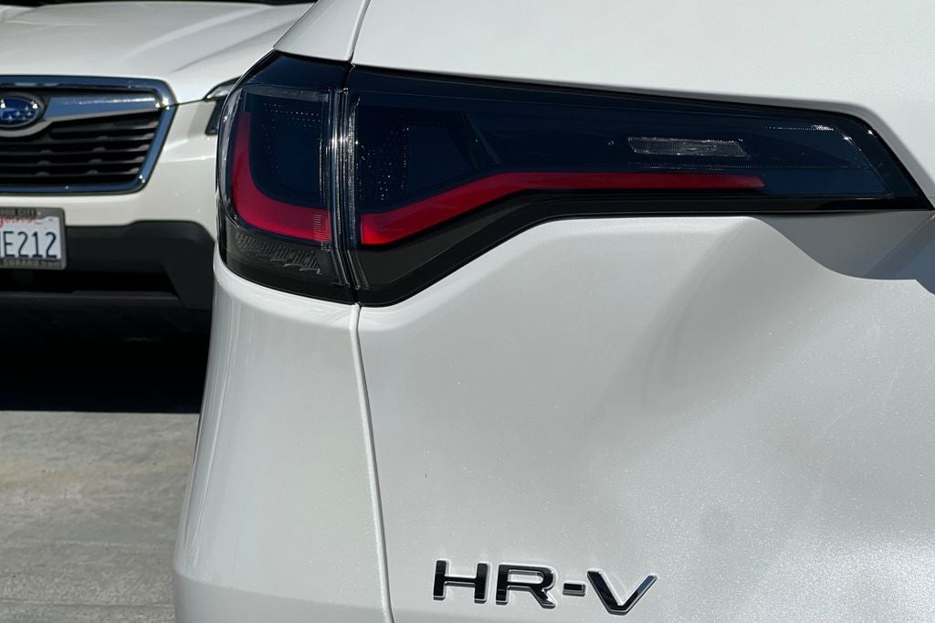 2025 Honda HR-V LX