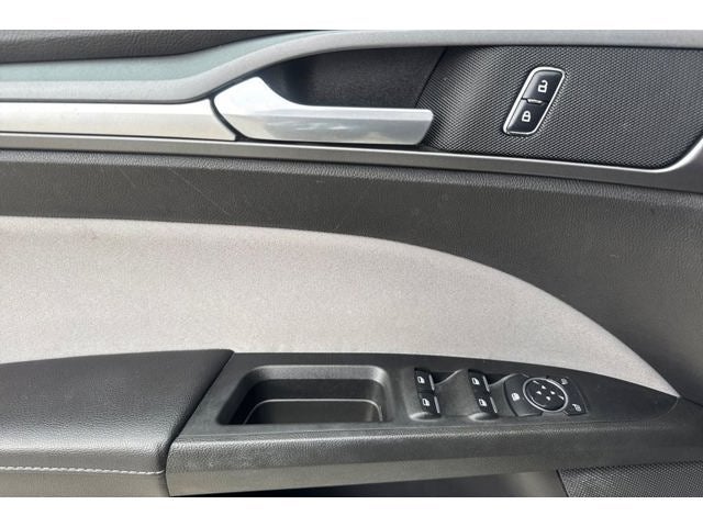 2016 Ford Fusion S