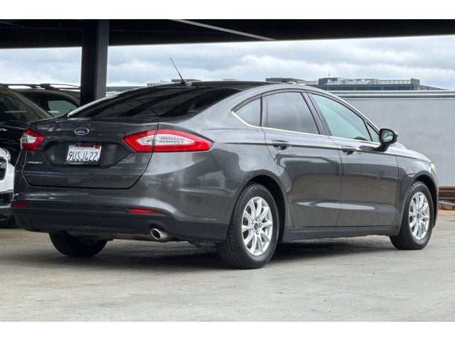 2016 Ford Fusion S