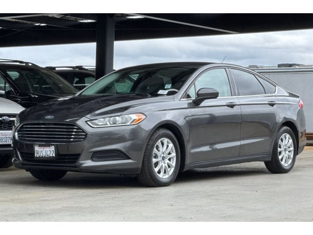 2016 Ford Fusion S