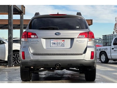 2011 Subaru Outback 2.5i Limited