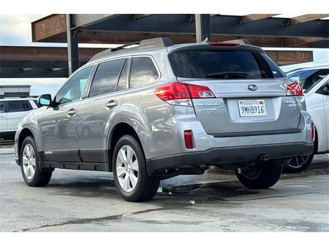 2011 Subaru Outback 2.5i Limited
