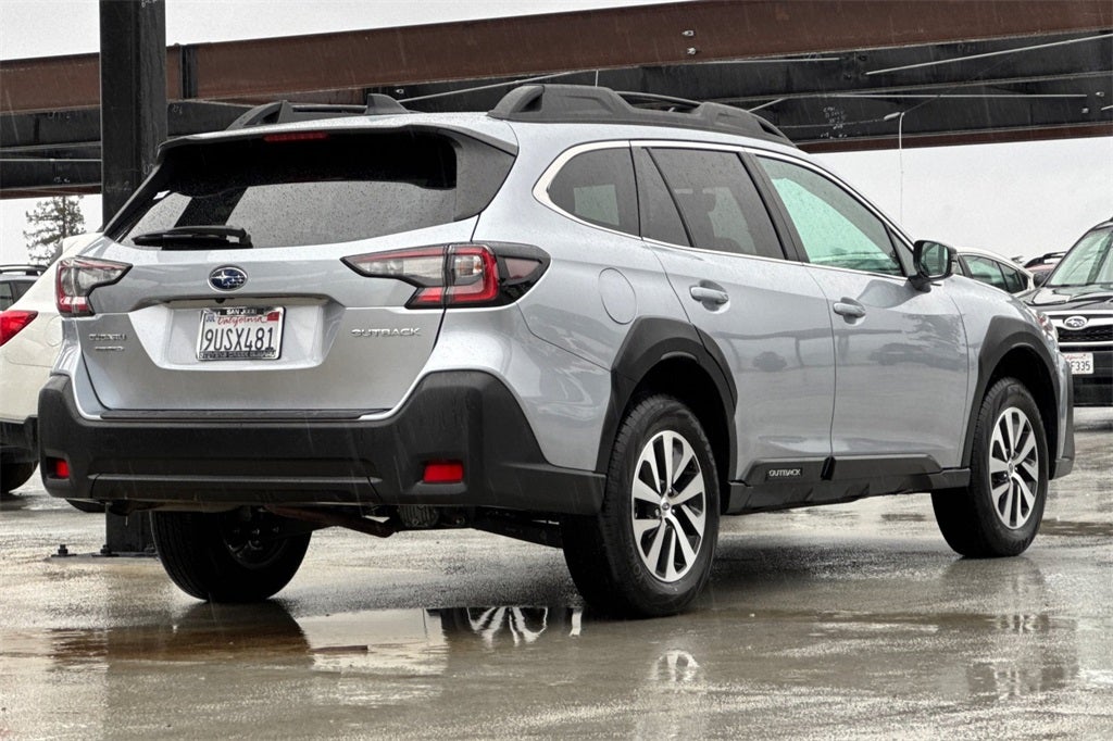 2025 Subaru Outback Premium