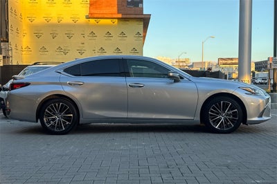 2024 Lexus ES ES 300h