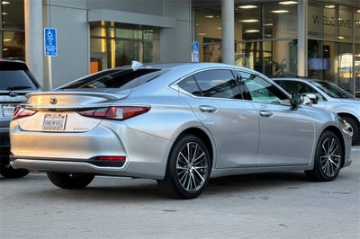 2024 Lexus ES ES 300h