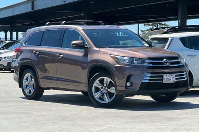 2017 Toyota Highlander Limited