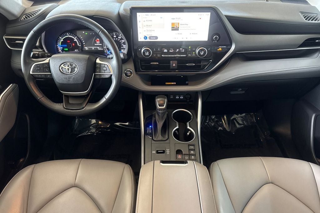 2023 Toyota Highlander Hybrid XLE