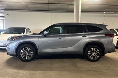 2023 Toyota Highlander Hybrid XLE