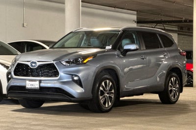 2023 Toyota Highlander Hybrid XLE