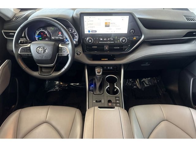 2023 Toyota Highlander Hybrid XLE