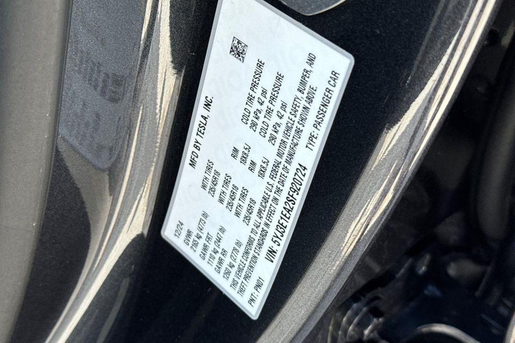 2025 Tesla Model 3 Base