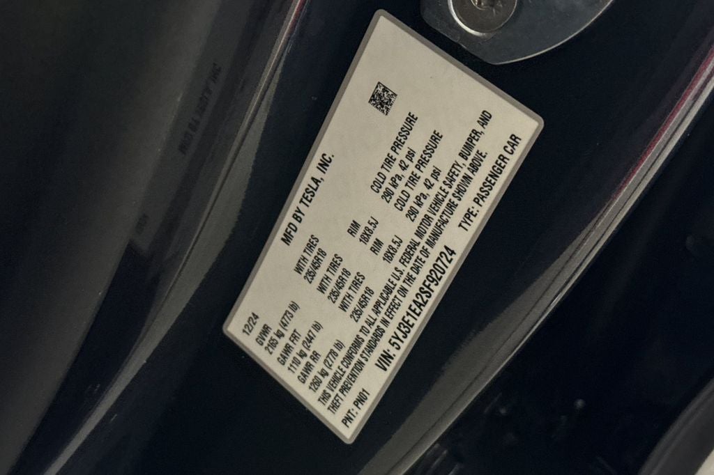 2025 Tesla Model 3 Base