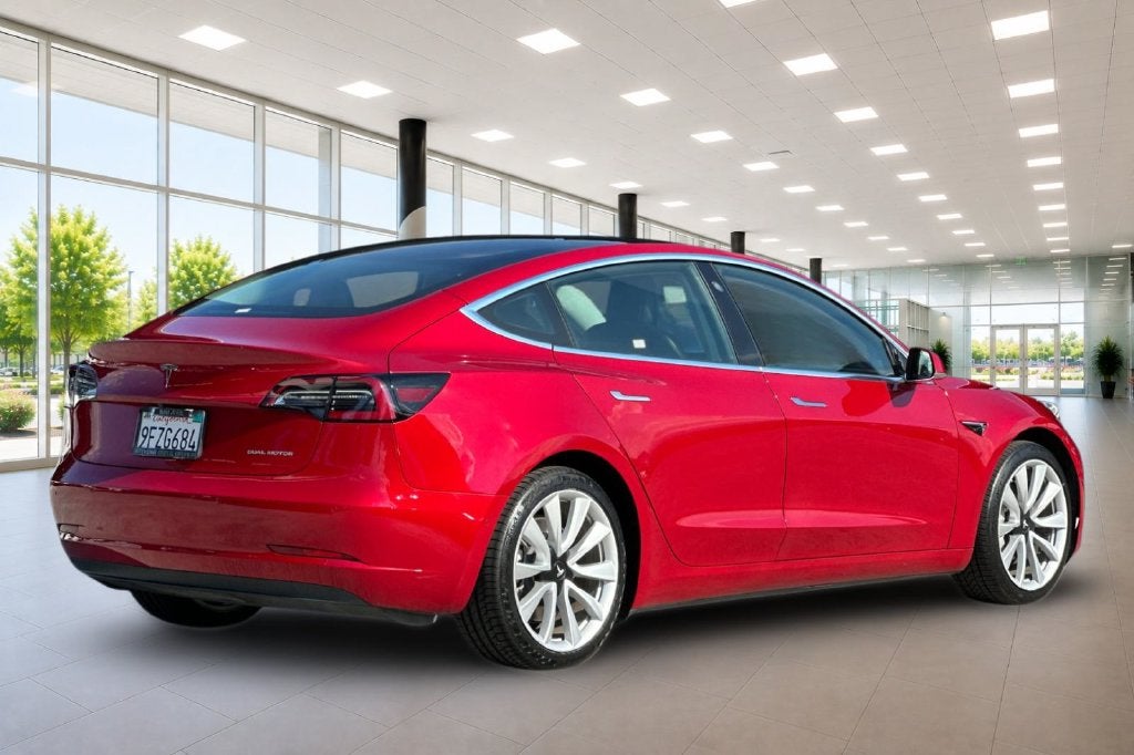 2020 Tesla Model 3 Long Range