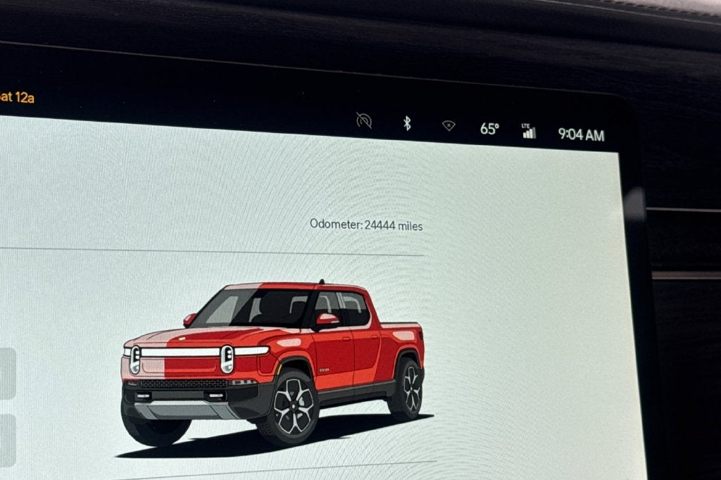2024 Rivian R1T Adventure Dual Motor Standard Pack