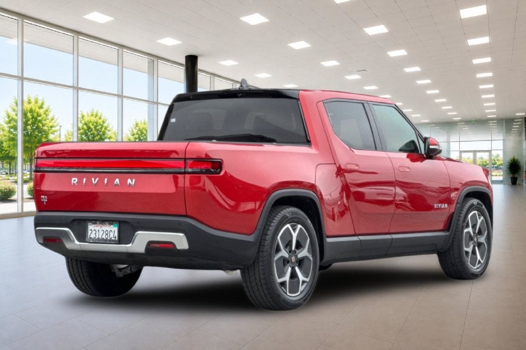 2024 Rivian R1T Adventure Dual Motor Standard Pack