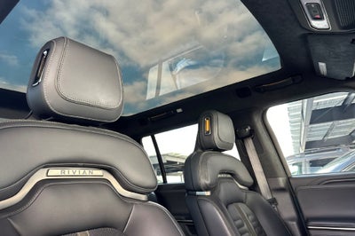2025 Rivian R1S Adventure Dual Motor Standard Pack