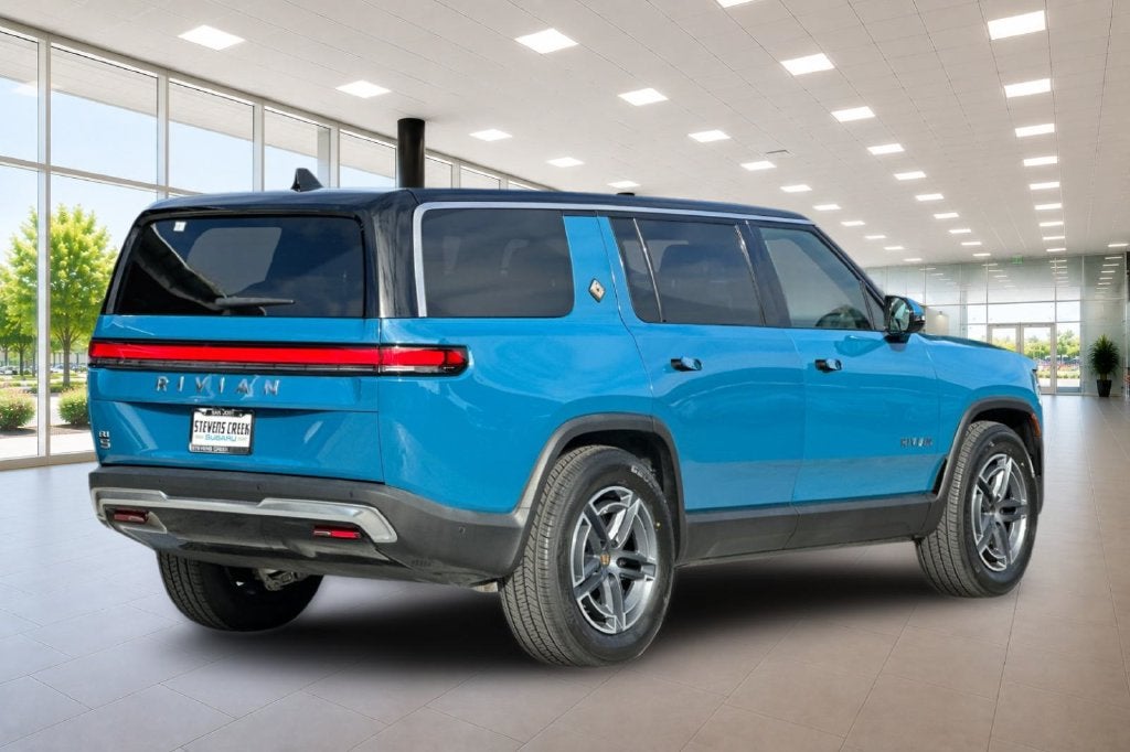 2025 Rivian R1S Adventure Dual Motor Standard Pack