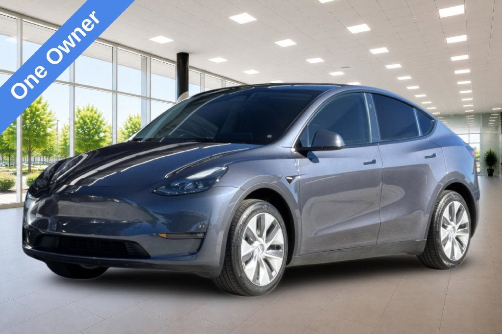 2023 Tesla Model Y Standard Range