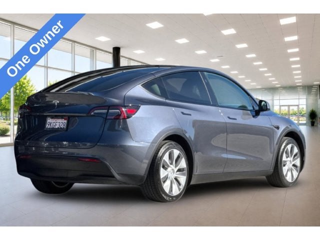 2023 Tesla Model Y Standard Range