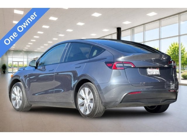 2023 Tesla Model Y Standard Range