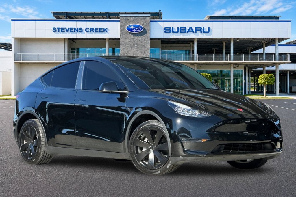 Used 2023 Tesla Model Y Long Range with VIN 7SAYGDEE1PA068667 for sale in San Jose, CA