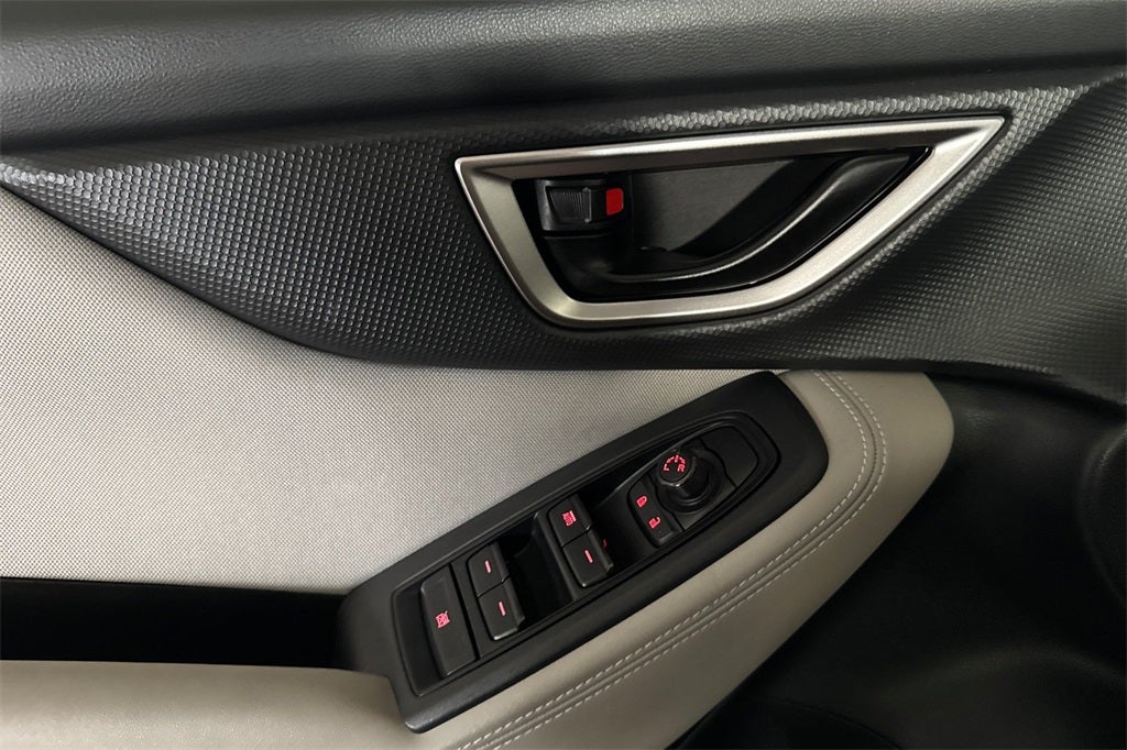 2023 Subaru Forester Base