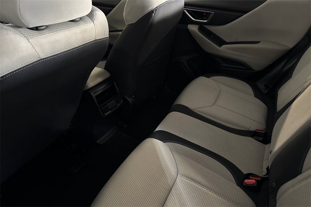 2023 Subaru Forester Base