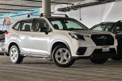 2023 Subaru Forester Base