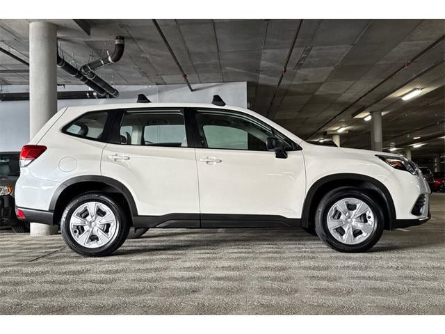 2023 Subaru Forester Base