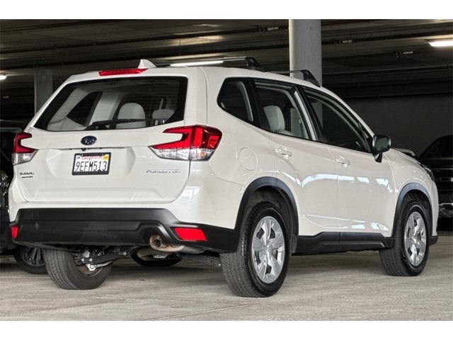 2023 Subaru Forester Base