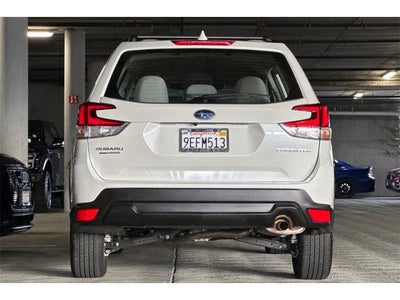 2023 Subaru Forester Base