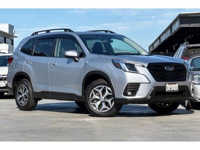 2024 Subaru Forester Premium