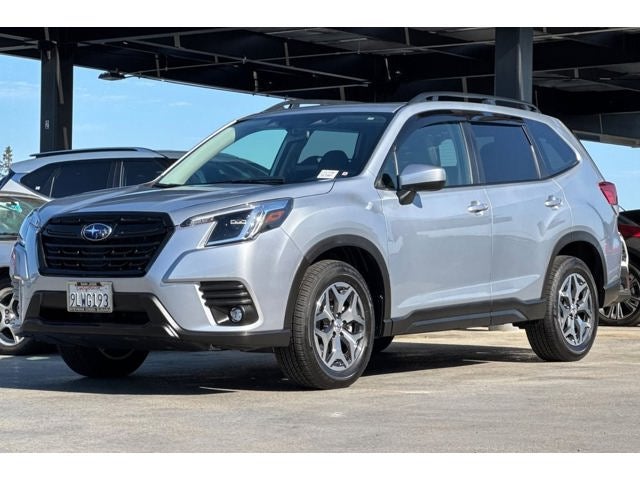 2024 Subaru Forester Premium