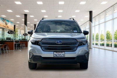 2025 Subaru Forester Premium