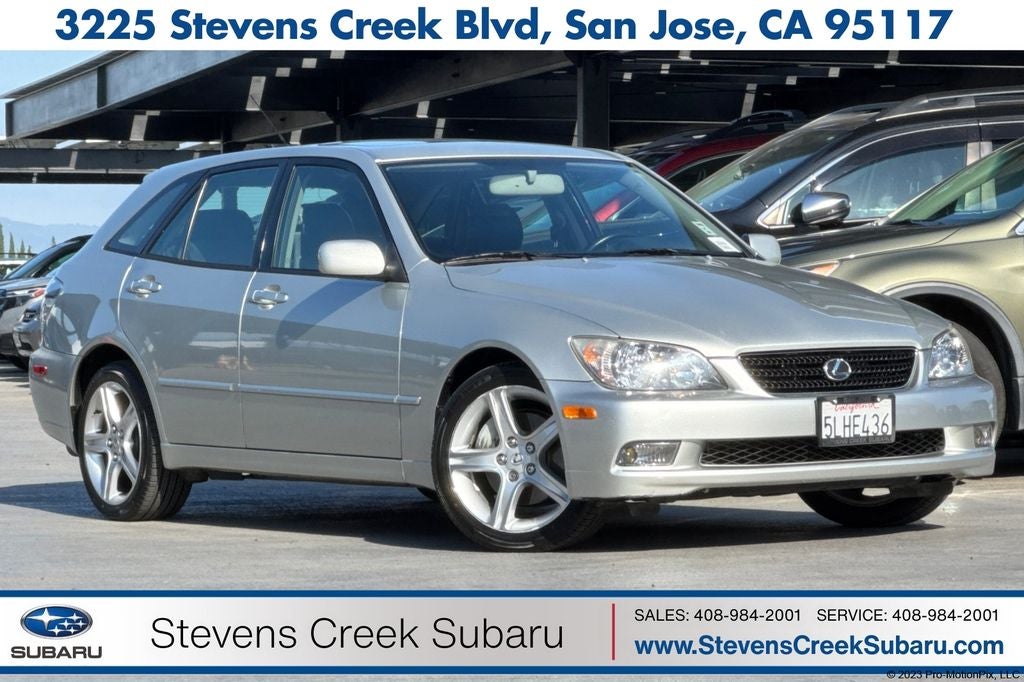 2005 Lexus IS 300 Sport Cross