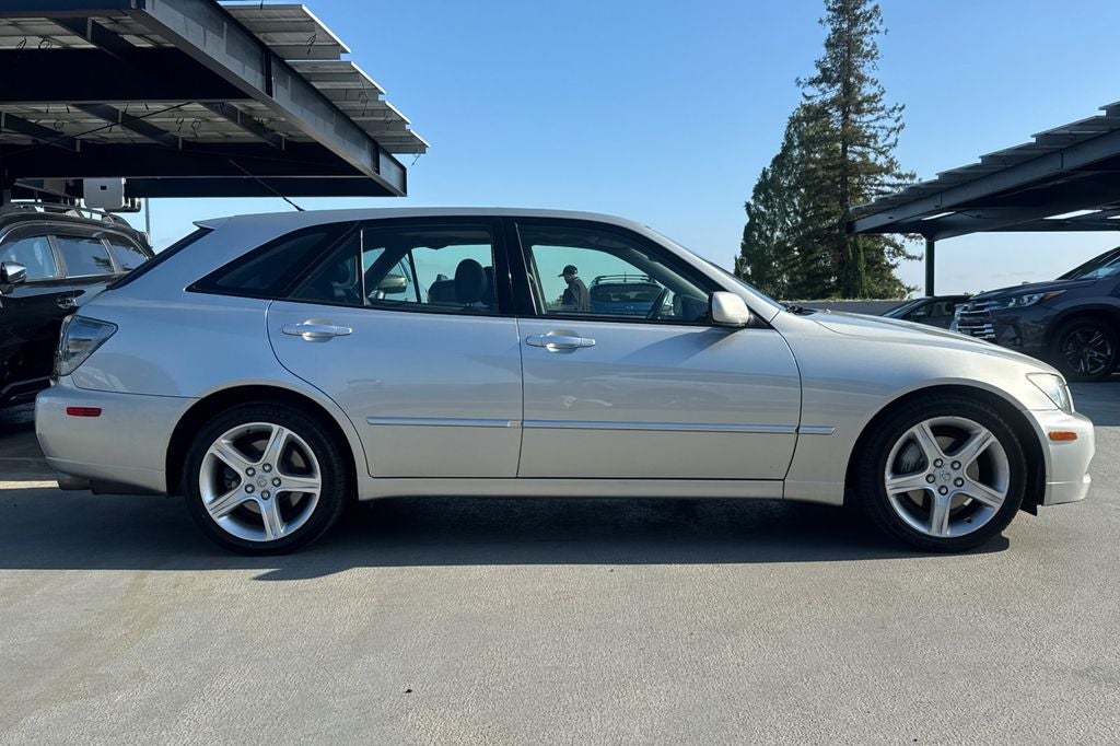 2005 Lexus IS 300 Sport Cross