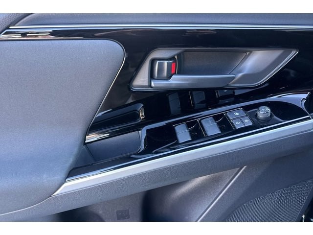 2023 Subaru Solterra Premium