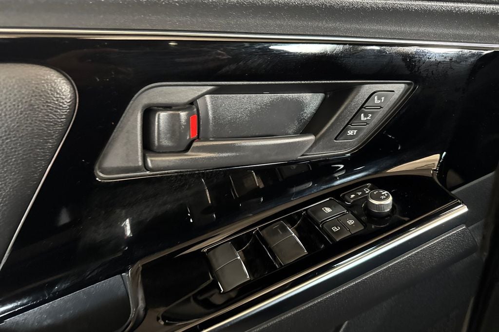 2023 Subaru Solterra Touring