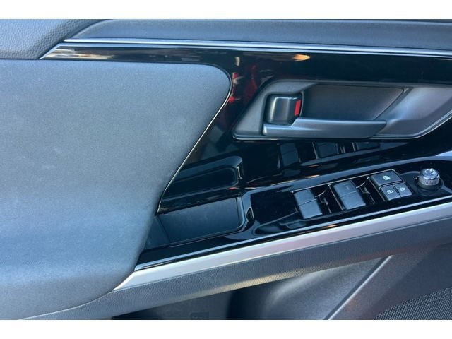 2023 Subaru Solterra Premium